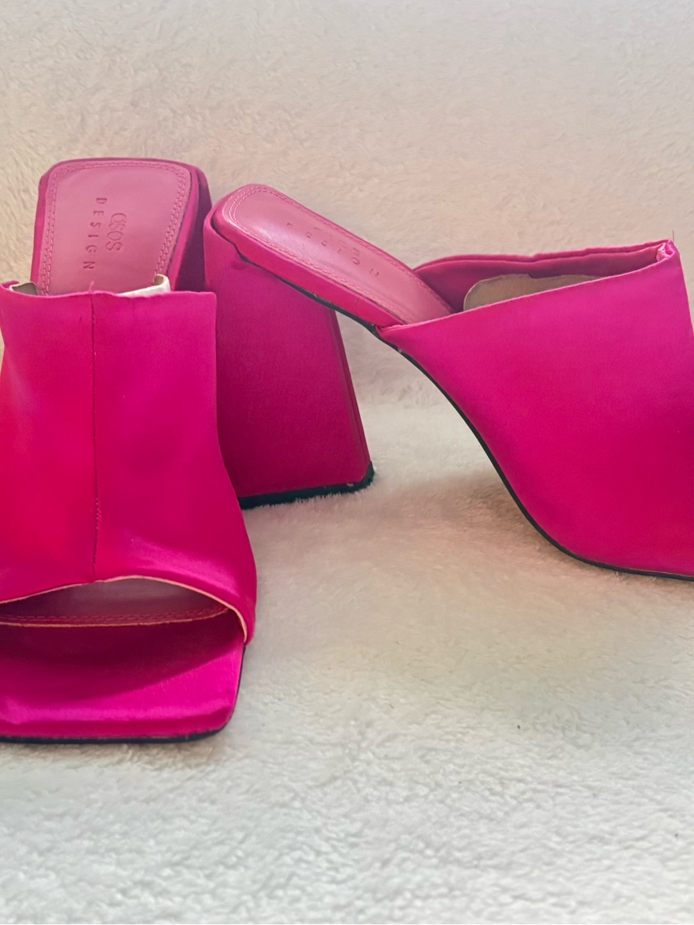 COS Design Hot Pink Block Heel Mules